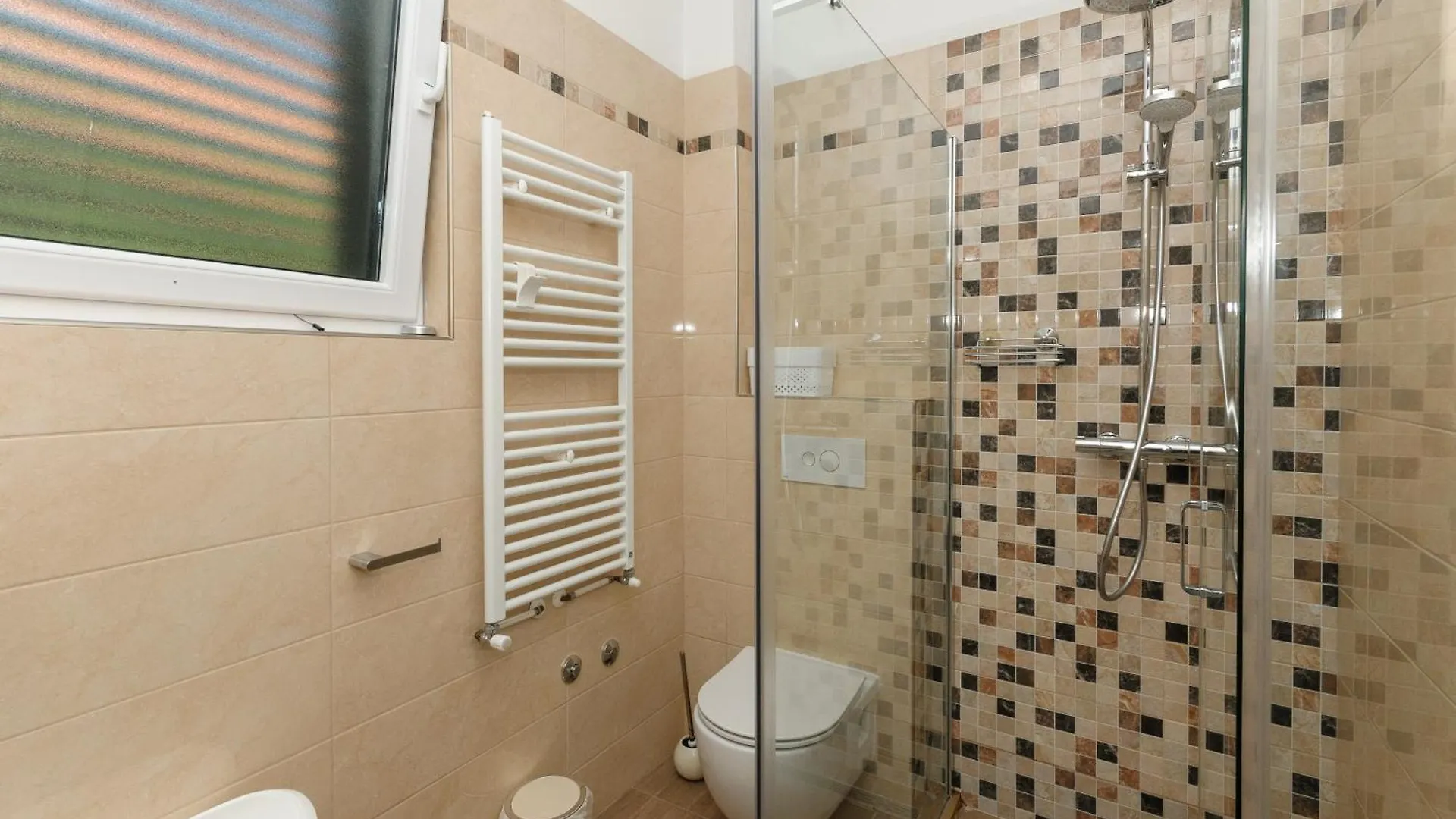 Casa vacanze Villa Family Friendly House With A Swimming Pool Plano, Trogir - 23937 Croazia
